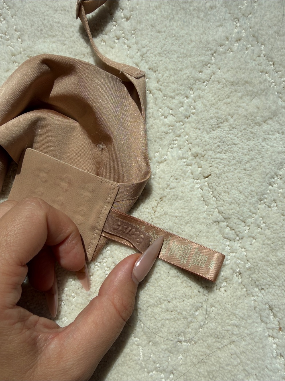 SKIMS nipple bra 34d - Picture 2 of 2